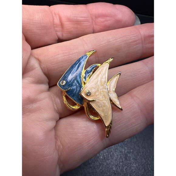 Vintage MCJ Signed Exotic Fish Gold Tone Brooch Pin - Rhinestones, Enamel - Picture 2 of 7